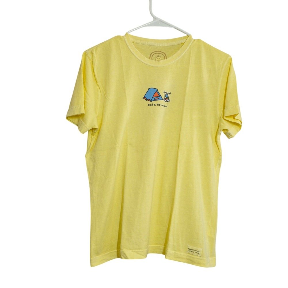 Life‎ is Good Women's Size Small Yellow Bed & Breakfast Camping Graphic T-Shirt